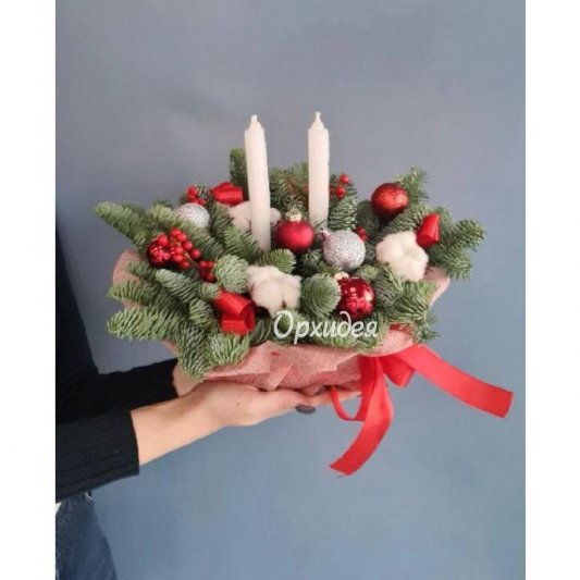 Новогодняя композиция " Санта "