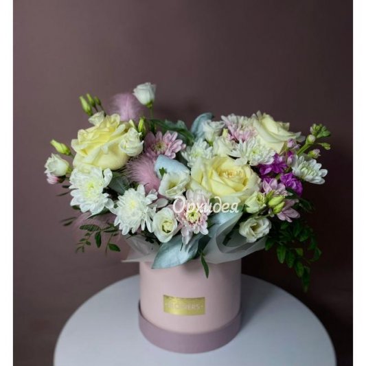 Цветочная композиция " Сюрприз "