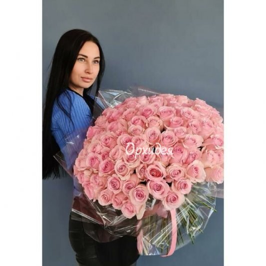 Букет из 101 розовой розы