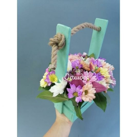 Композиция в ящике &laquo;Мика&raquo;